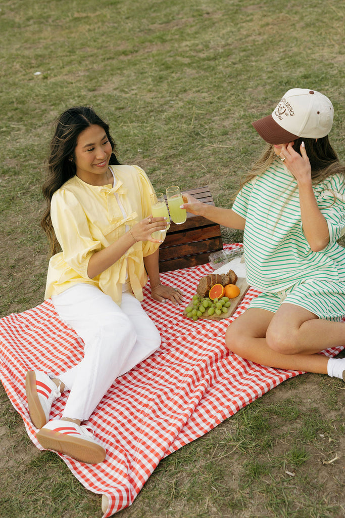 Modest Capsule Wardrobe for Memorial Day Weekend Travel: Pack Light, Look Cute & Modest!