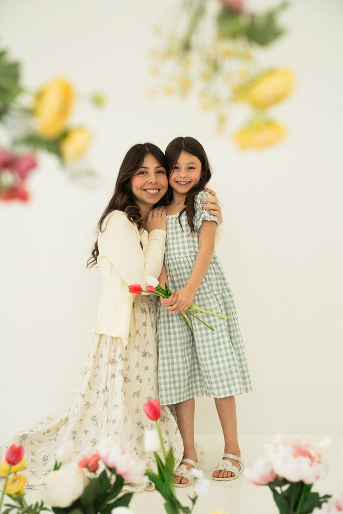 5 Ways to Spend Motherβs Day Weekend With the Women You Love