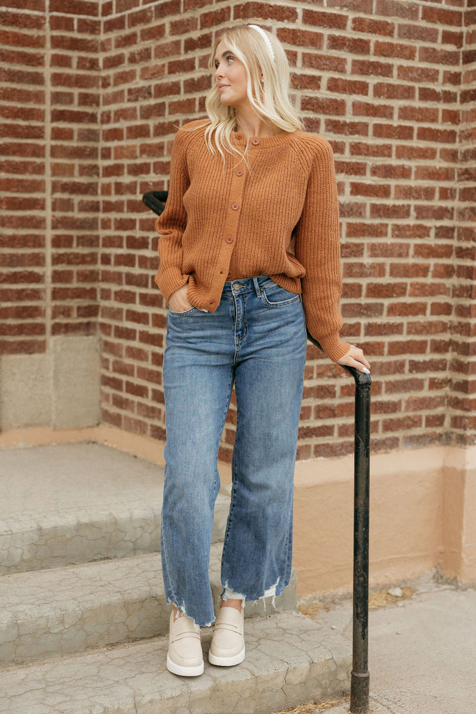How to Create a Halloween-Inspired Outfit (No Costume Required) 🎃
