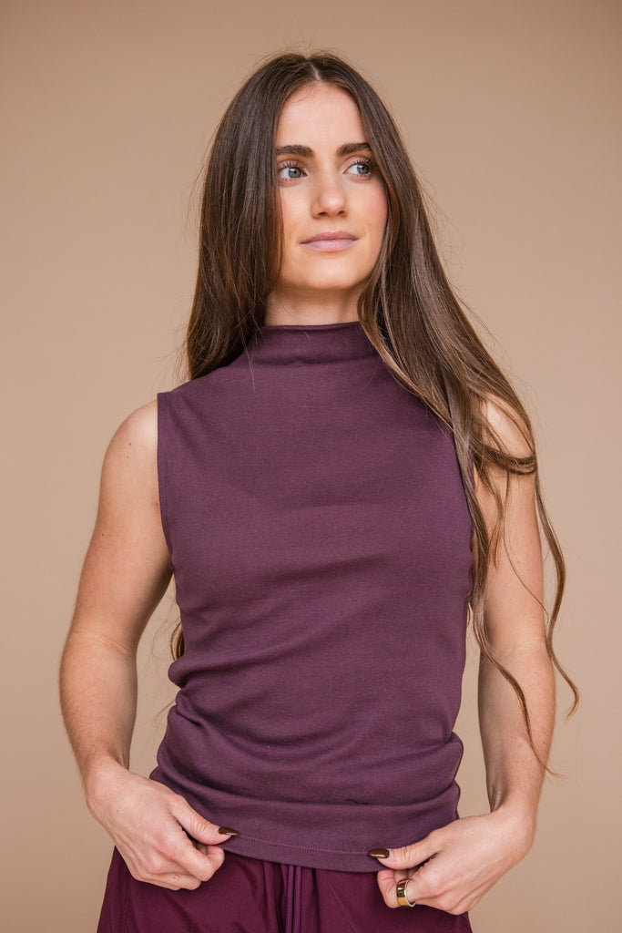 Prim Top-Dark Cherry