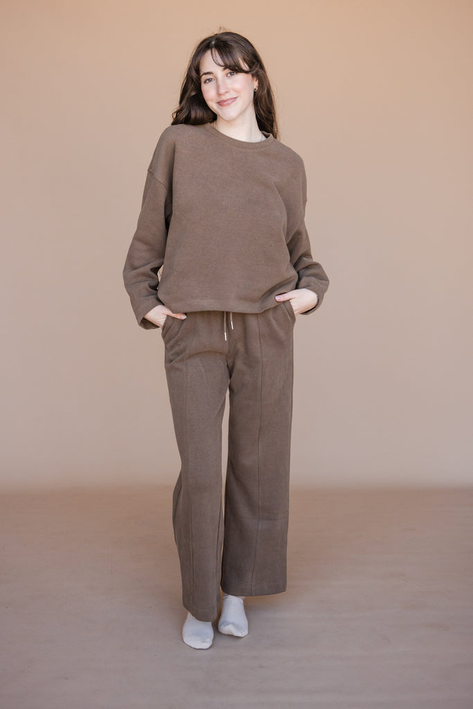 Katie Pullover-Mocha