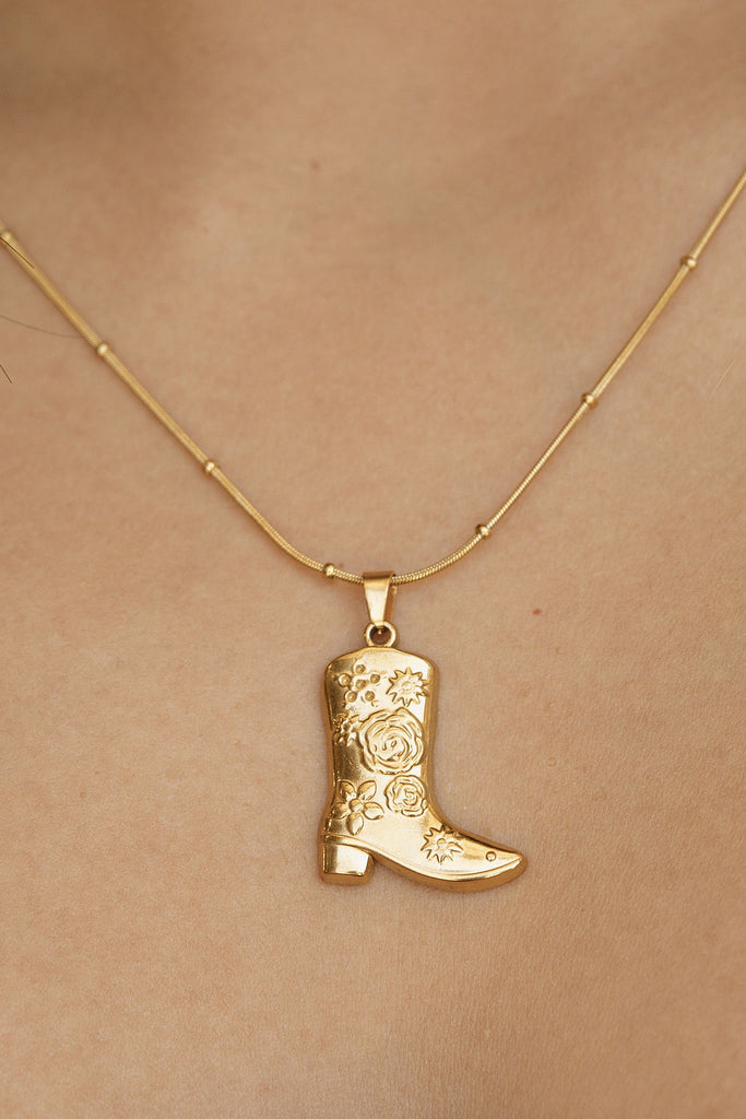 Rhyanne Boot Necklace-Gold